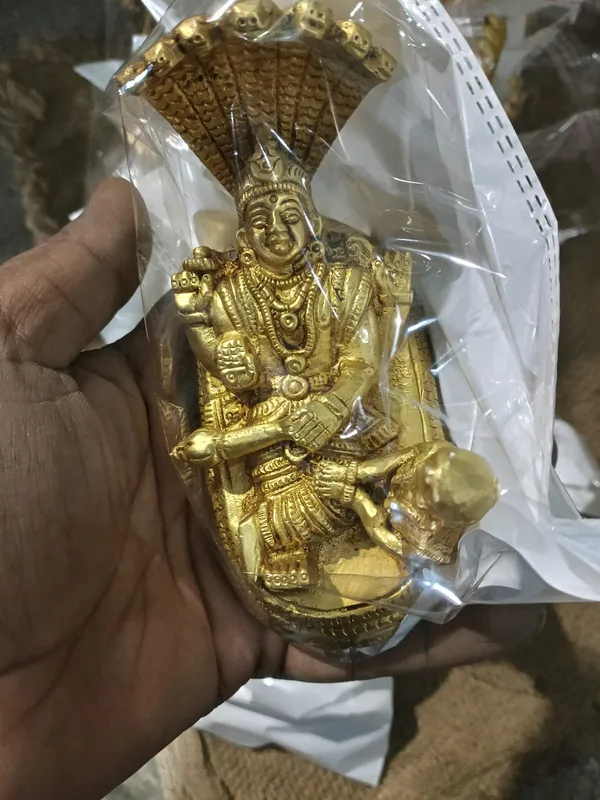 Brass_Traditional_Goddess_Lakshmi_Serpent_Canopy_Idol