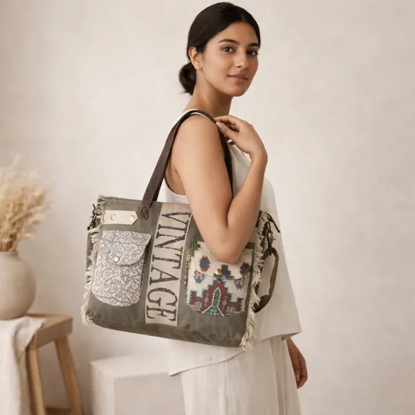 Vintage_Box_Tote_Bag