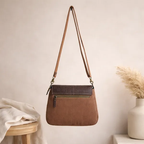 Gilaio_Crossbody_Bag