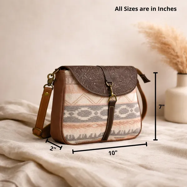 Gilaio_Crossbody_Bag