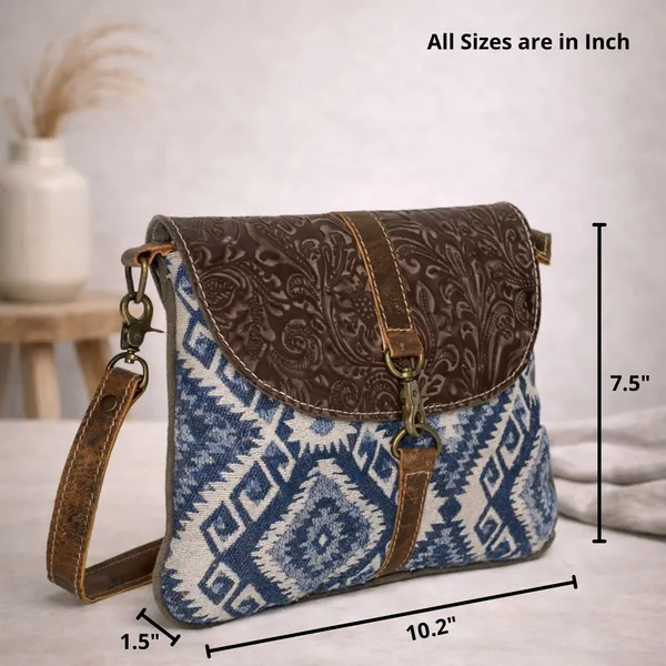 Gine_Crossbody_Bag