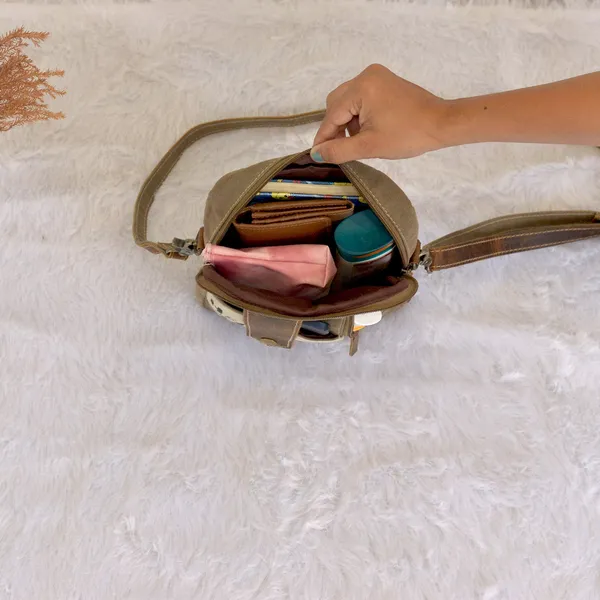Numero_Crossbody_Bag