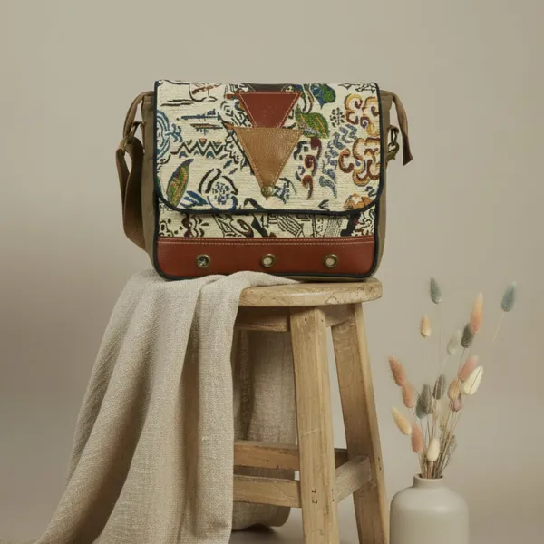 Hasal_Crossbody
