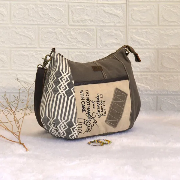 Palet_Crossbody