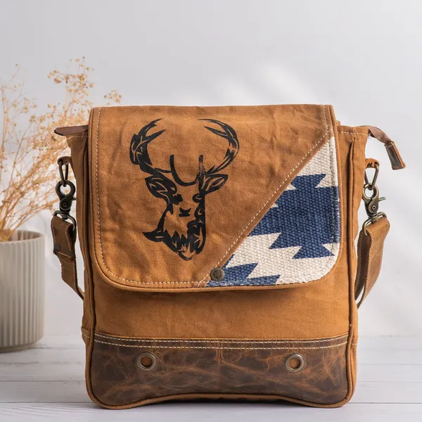 Deer_Crossbody_Bag