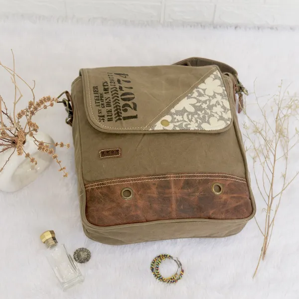 Figo_Shoulder_Bag