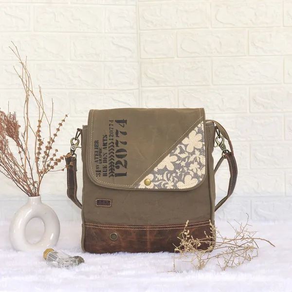 Figo_Shoulder_Bag