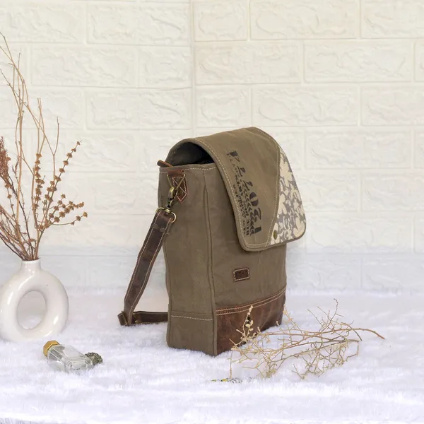 Figo_Shoulder_Bag
