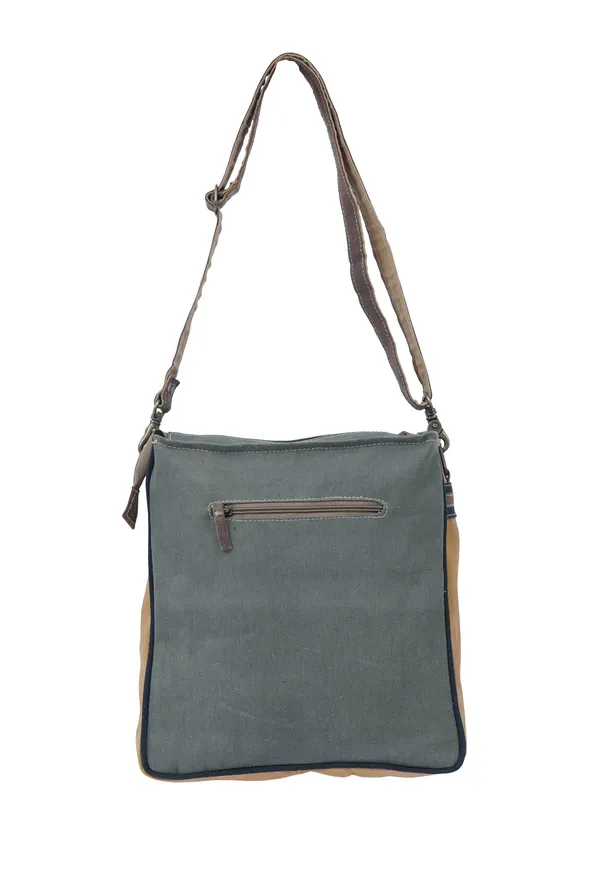 Lulo_Shoulder_Bag