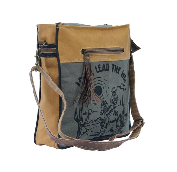 Lulo_Shoulder_Bag