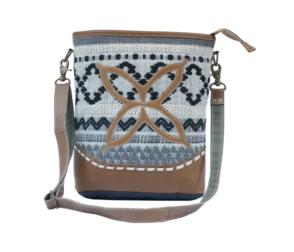 Godm_Shoulder_Bag