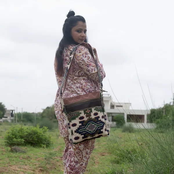 Polk_Shoulder_Bag