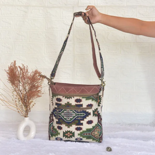 Polk_Shoulder_Bag