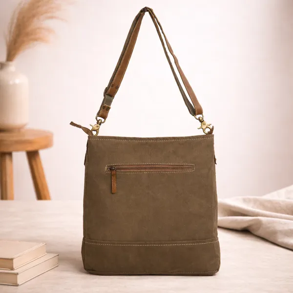 Kiko_Crossbody_Bag