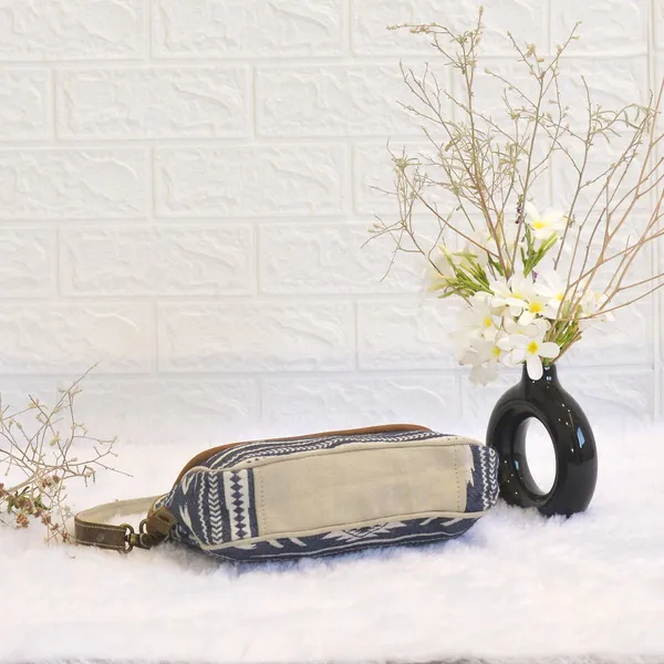 Aztec_Small_Shoulder_Wristlet_Bag
