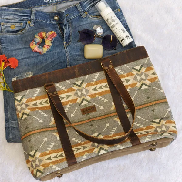 Handy_Box_Office_Tote_Bag