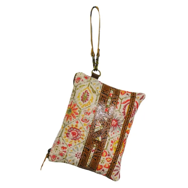 Venus_Pouch