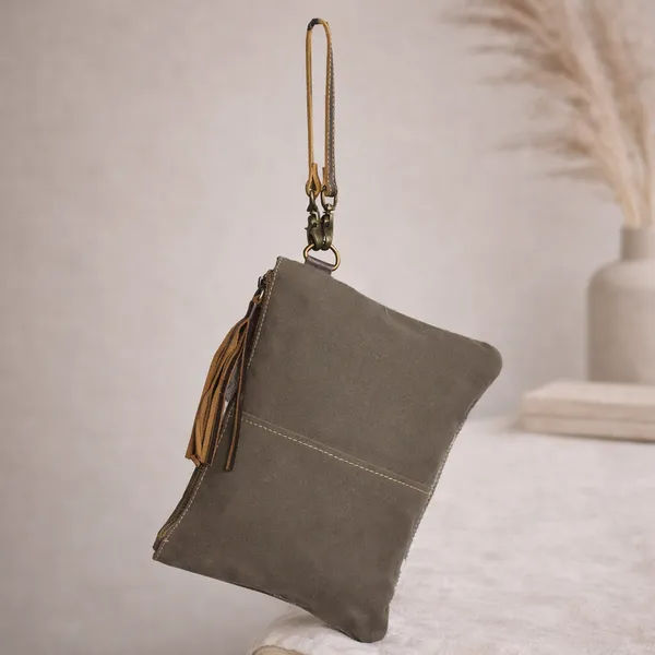 Zik_Pouch