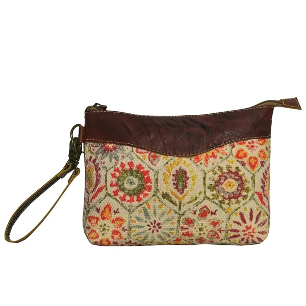 Travi_Pouch