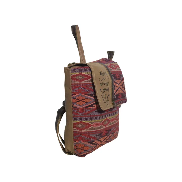 Live_Backpack