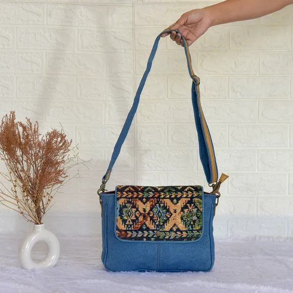 Sedo_Crossbody_Bag