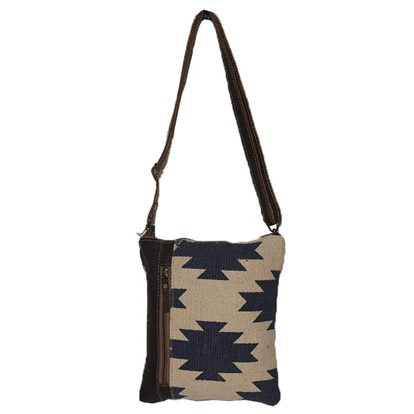Zelo_Wristlet_Bag