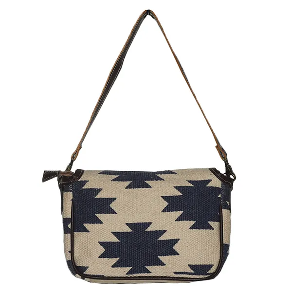 Zelo_Wristlet_Bag