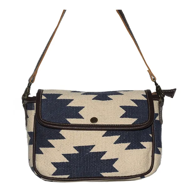 Zelo_Wristlet_Bag