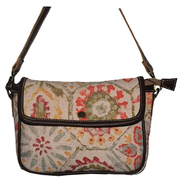 Shadow_Wristlet_Bag