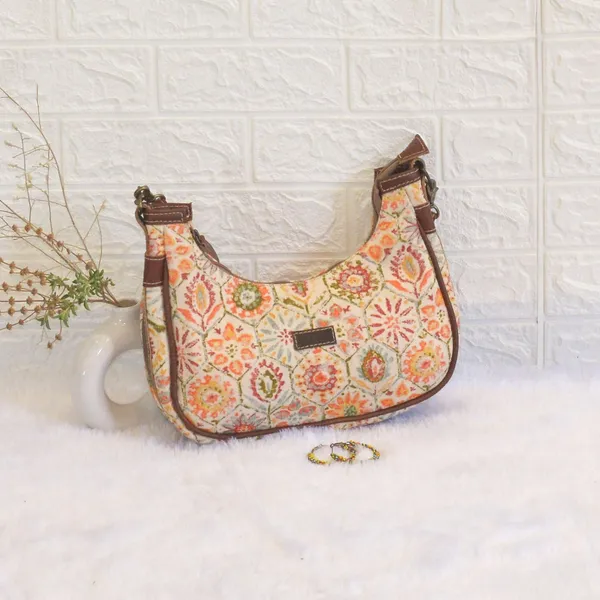 Lijok_Wristlet_Bag