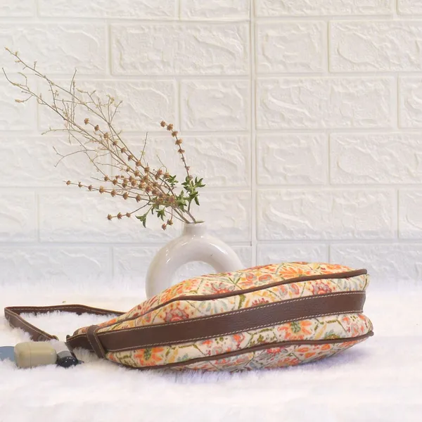 Lijok_Wristlet_Bag