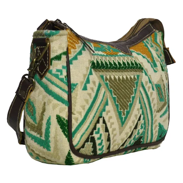 Livo_Wristlet_Bag