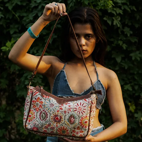 Exco_Wristlet_Bag