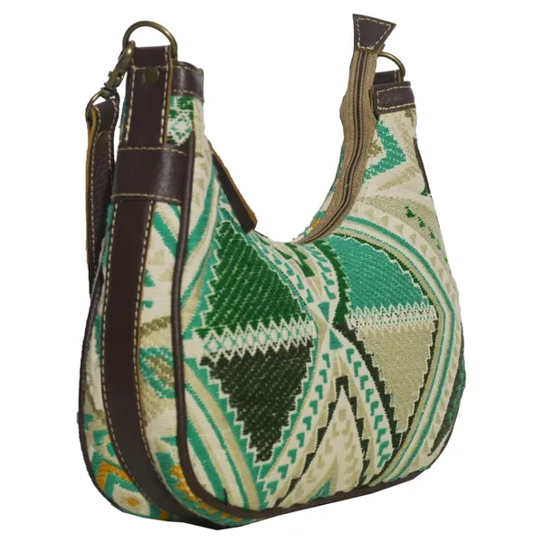 Curio_Wristlet_Bag