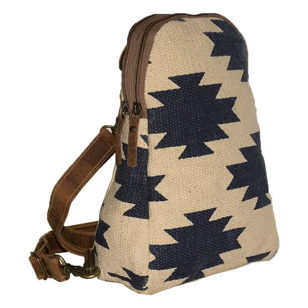 Nicol_Fanny_Pack