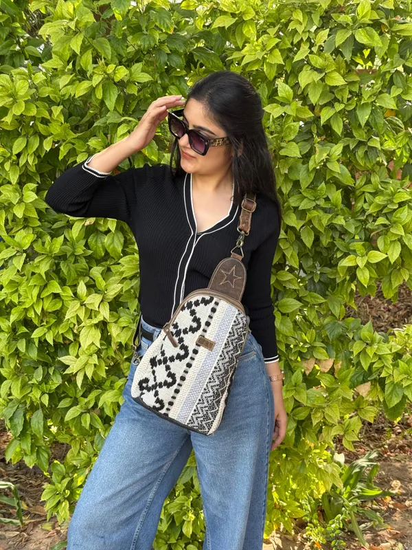 Smile_Fanny_Pack