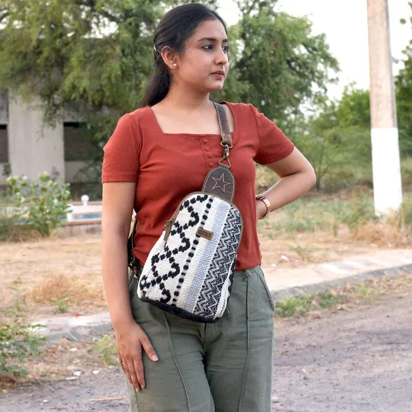 Smile_Fanny_Pack