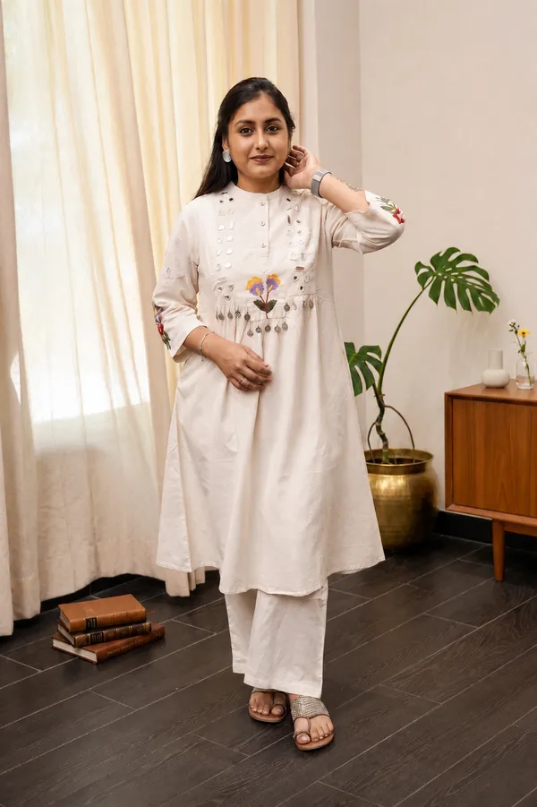 Off-White_Mirror_Work_&_Floral_Embroidered_2-Piece_Cotton_Co-ord_Set