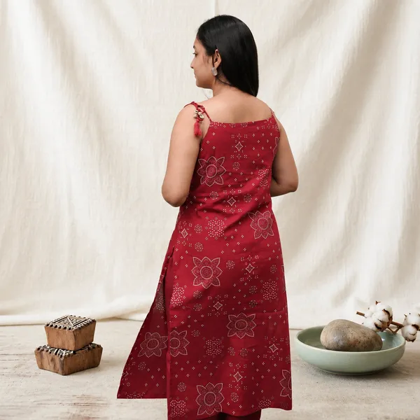 Raspberry_Pink_Cotton_Bandhani_Co-ord_Set_with_Dori_Detail
