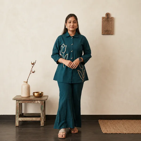 Women’s_Teal_Tulip_Patterned_2-Piece_Cotton_Co-ord_Set