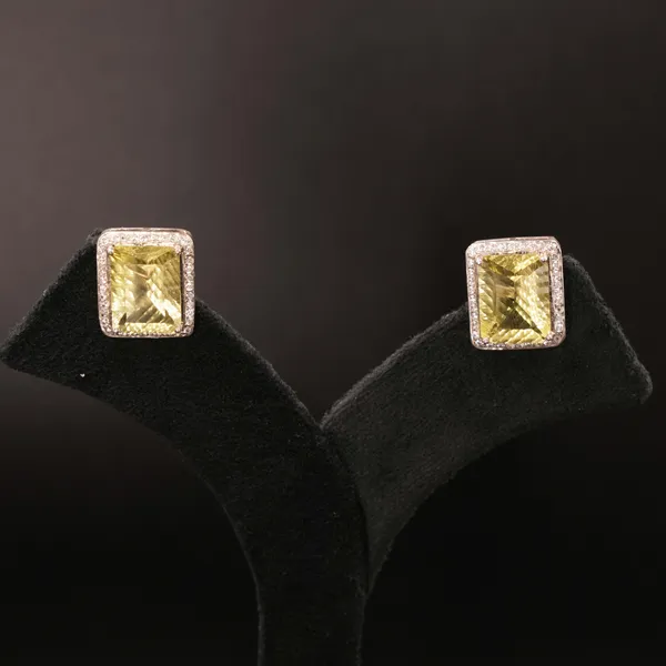 Goldstone_Stud_Earrings_925_Sterling_Silver,_Sparkly_Dainty_Minimalist_Studs,_Galaxy_Glitter_Jewelry,_Gift_for_Her_Women