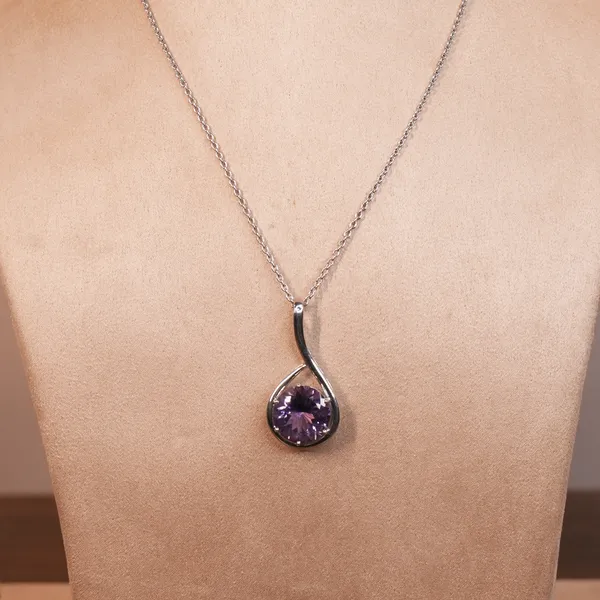 Natural_Amethyst_Pendant_Necklace,_925_Sterling_Silver,_15mm_Round_Faceted_Purple_Gemstone,_February_Birthstone_Gift_for_Her