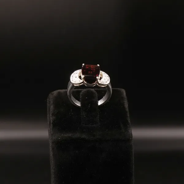 Natural_Garnet_Statement_Ring,_925_Sterling_Silver,_9x13mm_January_Birthstone_Jewelry,_Gift_for_Wife