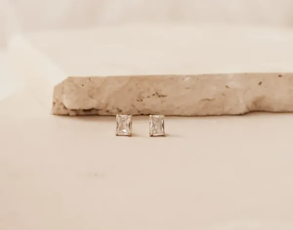 925_Sterling_Silver_Emerald_Cut_Zircon_Stud_Earrings,_4x6mm_Minimalist_Dainty_Jewelry
