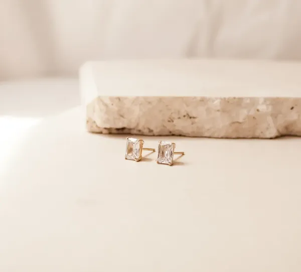 925_Sterling_Silver_Emerald_Cut_Zircon_Stud_Earrings,_4x6mm_Minimalist_Dainty_Jewelry