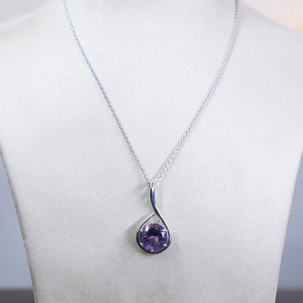 Natural_Amethyst_Pendant_Necklace,_925_Sterling_Silver,_15mm_Round_Faceted_Purple_Gemstone,_February_Birthstone_Gift_for_Her