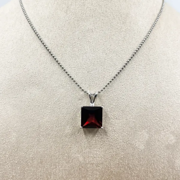 Handmade_Garnet_Pendant_Necklace,_925_Sterling_Silver,_12.7mm_Square_Cut_Red_Gemstone,_Minimalist_Solitaire_Jewelry