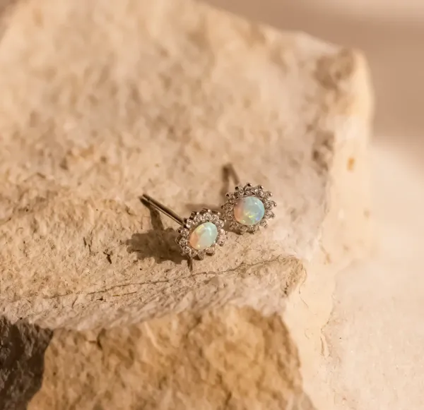 Opal_Halo_Stud_Earrings,_925_Sterling_Silver_Halo_Studs,_4mm_Round_Opal_Earrings,_Minimalist_Everyday_Jewelry,_Gift_for_Her