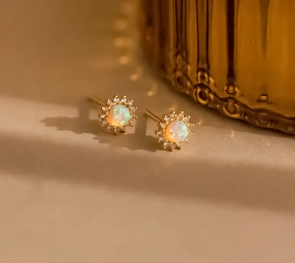 Opal_Halo_Stud_Earrings,_925_Sterling_Silver_Halo_Studs,_4mm_Round_Opal_Earrings,_Minimalist_Everyday_Jewelry,_Gift_for_Her