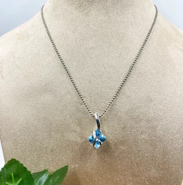 925_Sterling_Silver_Blue_Topaz_Pendant_Necklace,_Square_Cut_9.5mm_Gemstone,_Dainty_Minimalist_Jewelry_Gift_for_Mom